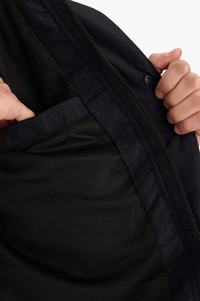 DeFacto Black Man Waterproof Zip-Up Hooded Raincoat Casual - Image 5